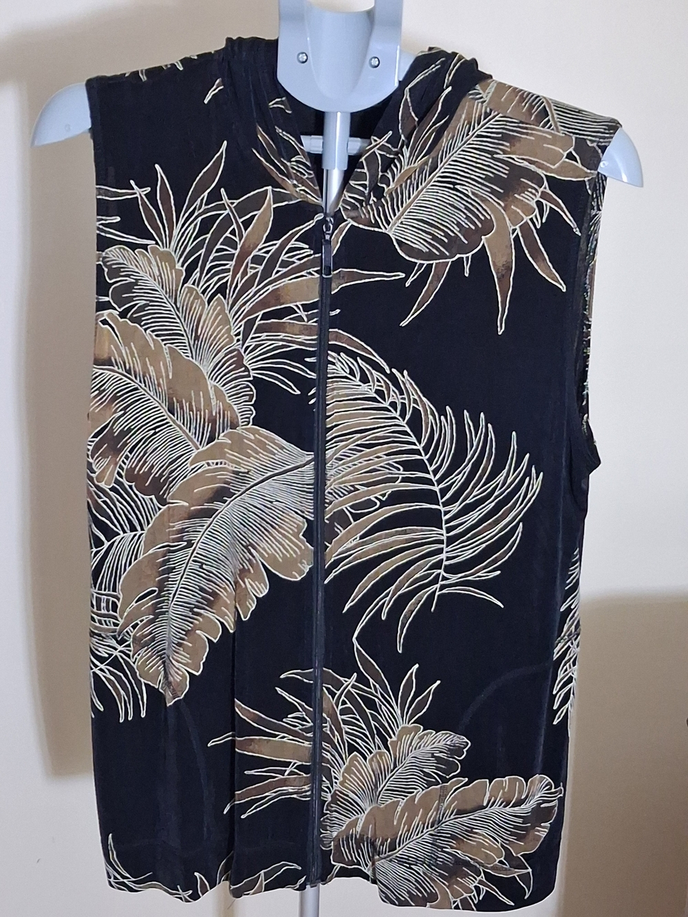 Sleeveless Zip-Front Tropical Leaf Tank Hoodie